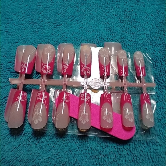 Press on nails flower floral pink white nude set - Picture 3 of 3